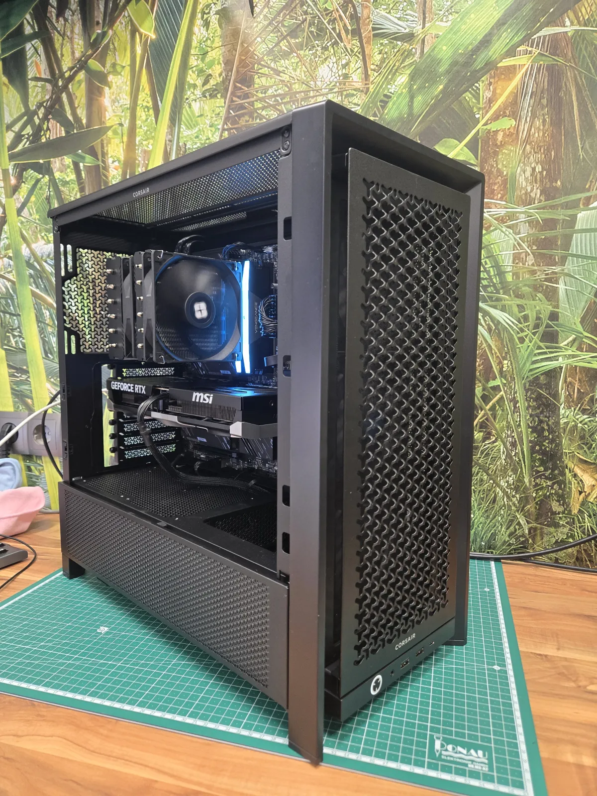 CORSAIR Frame 4000D RS